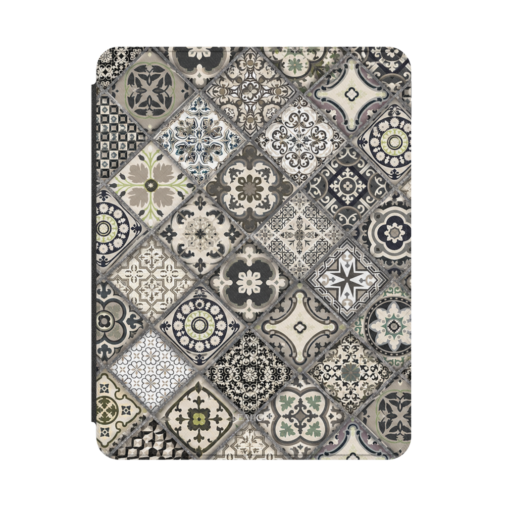 Maison I iPad Case