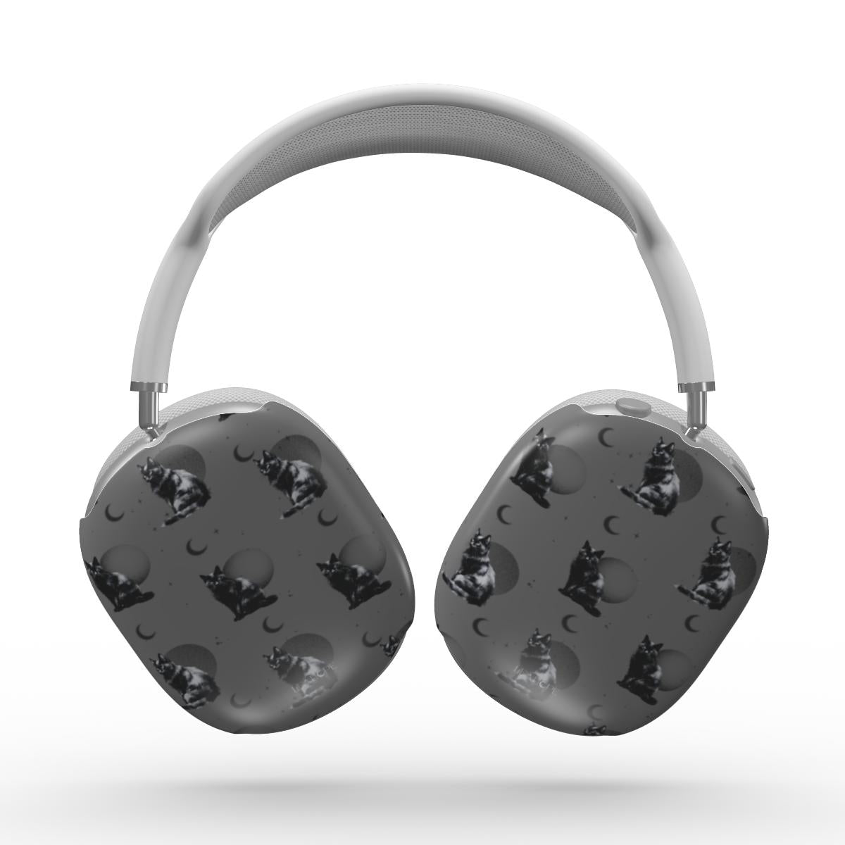 Midnight Familiars I AirPods Max